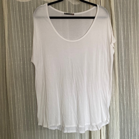 Smart Set White T-shirt, Size XL - Picture 1 of 4